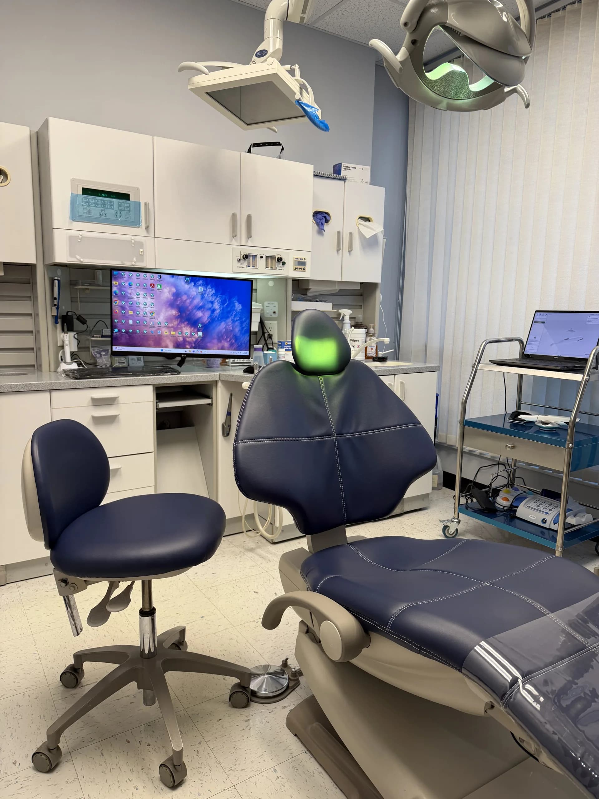 Modern treatment room at Innova Smiles with patient comfort amenities in Marlborough, MA